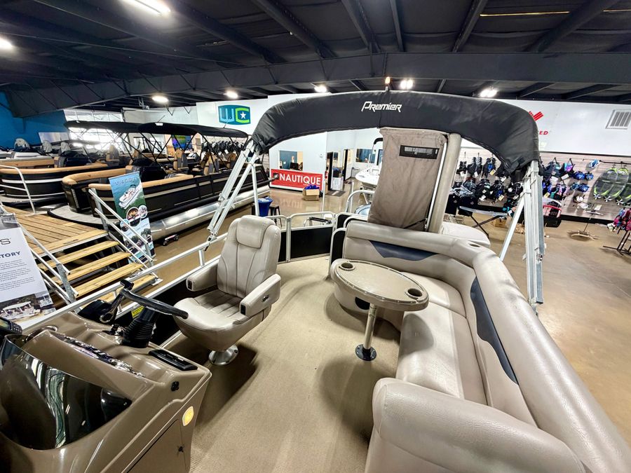 2011 Premier Sunsation 220, photo 6 of 11